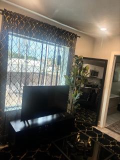 Modern Luxury - Lower Greenville FIFA READY!! - 2