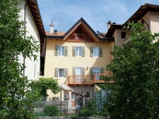Beautiful apartment in Val di Non - 9