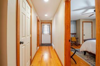 The Carriage House - 6