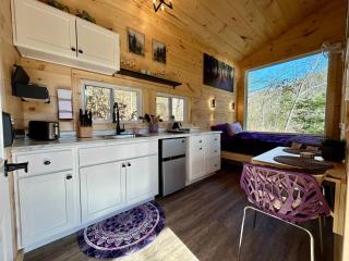 Starry Night - Hot Tub Brand New Studio - 6