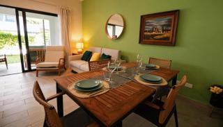 3BR Condo in Panorama Lake Concierge Service Pool y Gym - 4