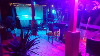 Petit loft avec terrasse exotique et jacuzzi privé - 5