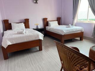 Ocean Breeze Hotel - 6