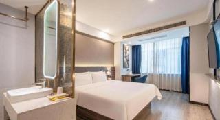 7 Days Inn Yingshang Lanxing Building Materials Market - 5