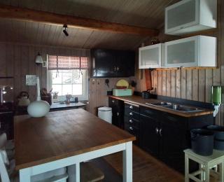 Enjoy The Simple Cabin Life In The Calm Nature - 5