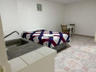 Hospedaje Casa Vazquez Sucursal Gardenia - 3