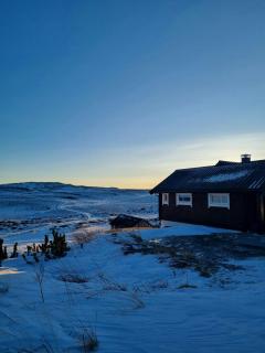 Renovated Mountain Cabin With Mountain Views - 9