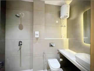 OPUS By Hotel Shiv - Green Park - 9