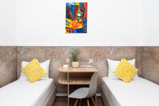 Budget Hotel Rooms In Yerevan - 1