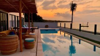 Black Sands Villas Caliana Beachfront - 9