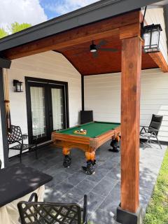 3BR Home with Patio and Grill Sleeps 6 Comfortably - 8