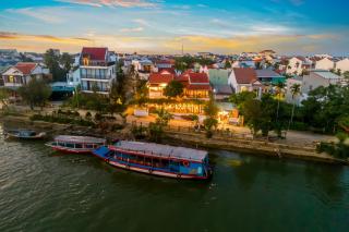 True Hoi An - Peaceful Riverside 3BR Villa - Plunge Pool - 5min Old Town - 2