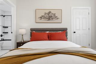 Walk to VA DMC 2BR 2 FULL Baths Midtown - 1