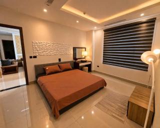 căn hộ 3 phòng ngủ có ban công city view - 8