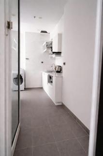 căn hộ 3 phòng ngủ có ban công city view - 7