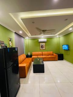 1 bedroom apartment for daily weekly rental Bahria Town Lahore 1 BHK 1 bed - 7