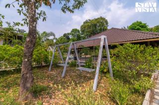 Stayvista at Coffee & Mist Luxury Retreat with Private Pool Coorg - 3