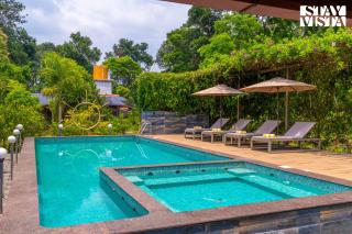 Stayvista at Coffee & Mist Luxury Retreat with Private Pool Coorg - 2