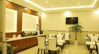 GreenTree Inn Yancheng Economic Development Zone Management Committee Express Hotel - 4