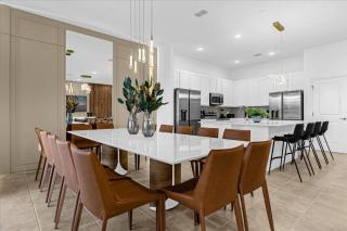 9 Bedrooms 9 Bathrooms Paradiso Grande 6157HS - 6