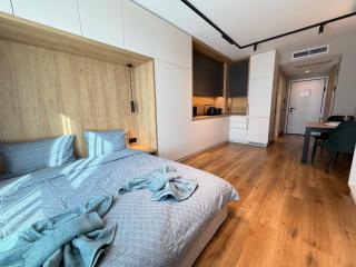 Portofino Cozy Studio near Metro Working Desk w WiFi - 2