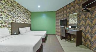 Capital O 90788 New Hotel 33 Permaisuri - 2