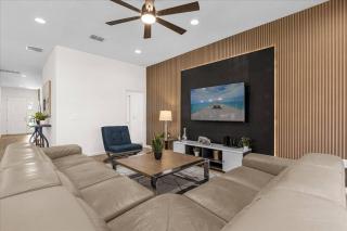 12 Bedrooms 11.5 Bathrooms Solterra 5406OG - 8