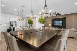 12 Bedrooms 11.5 Bathrooms Solterra 5406OG - 7