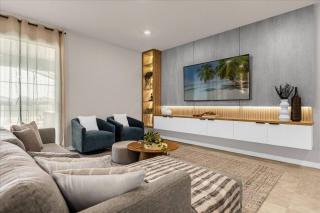 10 Bedroom 8 Bathroom Windsor Island 3100 MD - 9