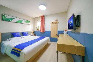 7 Days Inn Urumqi Guangming Road Beimen Metro Station - 3