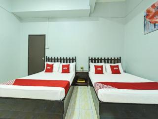 Super OYO Capital O 90659 Raintown Timbers Hotel - Taiping - 1