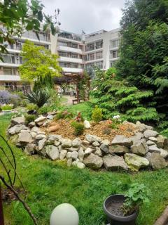 Grand Kamelia Family Hub and Pool View - 1