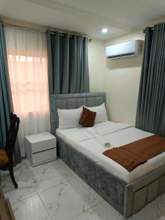 Captain Residency Hotel - 1