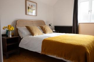 The Old Hay Barn, Charming Cottage in the Peaks - 5