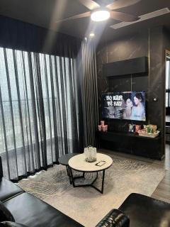 Toà 102 Vinhome ocenpark 1 - 0