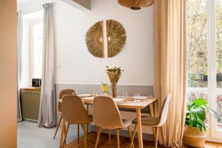 Green city retreat in Warsaw Praga for 2-4 Guests, only 15 min to city centre - 1