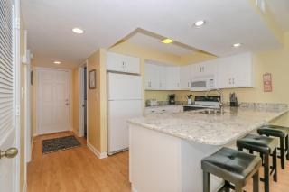 Surf Harbor Unit 204 - 8