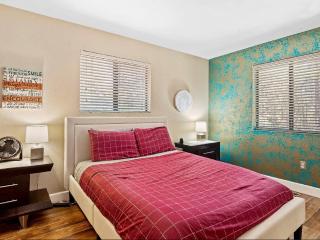 Eternal Treehouse Hot Tub Outdoor Paradise Entertainment Scenic Pine Views - 4