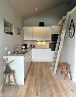 Gezellig huisje met mooi uitzicht - 9