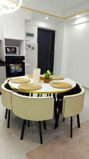 Pomona Homes 2BR - Family Friendly - 0