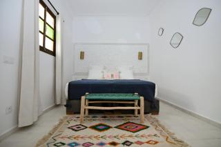 Riad Larbi Khalis - 1