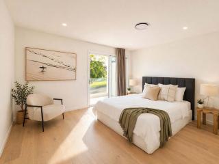 Luxury Waterfront 5BR New Home Theme Parks Nearby - 0