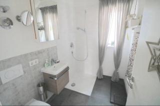 Modern City Apartment - Airport - 2