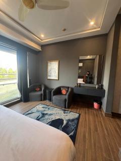 7 Star Premium Luxury Hotel Apartment Bahria Town Phase 8 Rawalpindi - 9