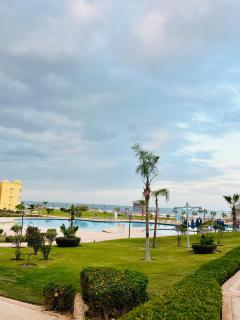 Water Water Front - 8