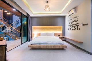 Playa Huahin by Ying - 1