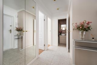 Family & Friends Apartment 2-bedrooms & living room,10 min from centre METRO - 1