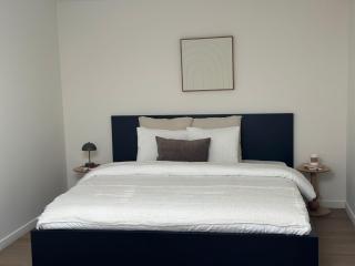 Relaxing 2 Private Rooms Close to Center with WiFi - 9