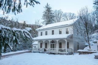 Victorian Luxury in the Catskills - 9