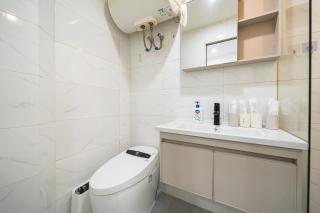 Tonight Homestay West Nanjing Road Shanghai Maoming Building - 9